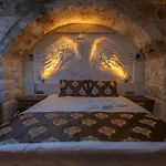 Tyana Cave House