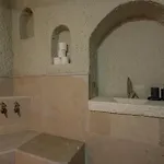 Tyana Cave House Apartment *