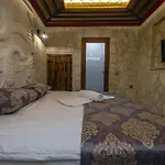 Tyana Cave House * Nar
