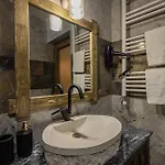Tyana Cave House Apartment Nar