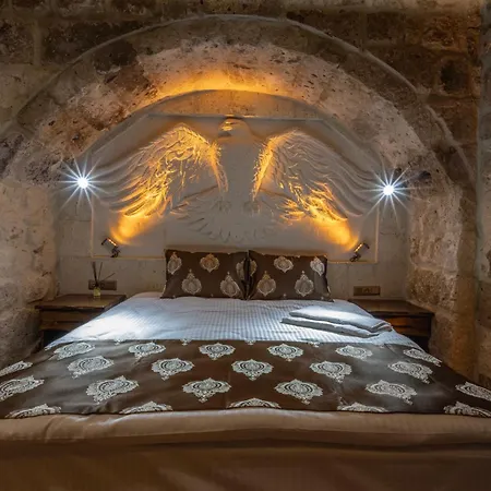 Tyana Cave House Apartman Nar