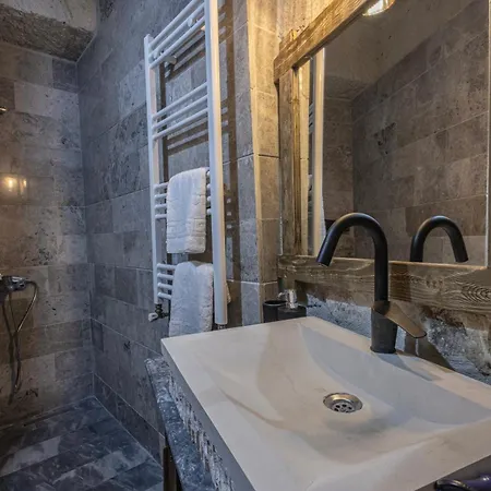Tyana Cave House Apartamento Nar