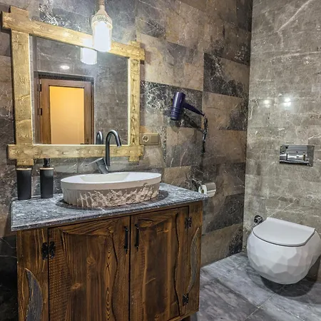 Apartment Tyana Cave House