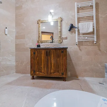 Tyana Cave House Apartment Nar
