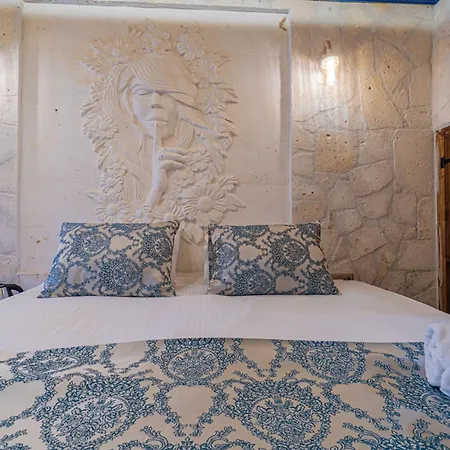 Tyana Cave House 아파트
