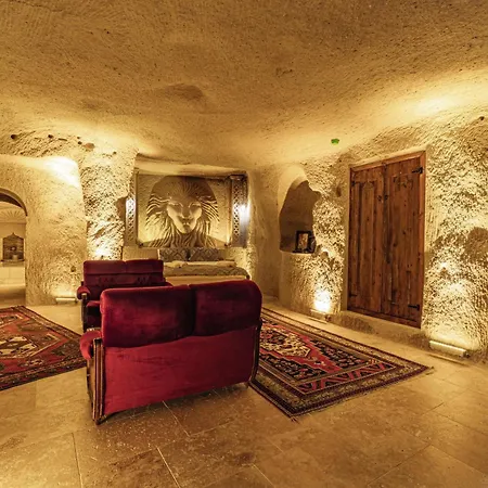 Tyana Cave House * Nar