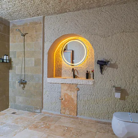 Tyana Cave House 아파트 *