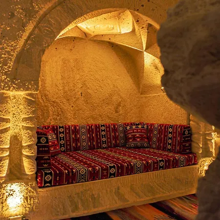 Tyana Cave House 아파트