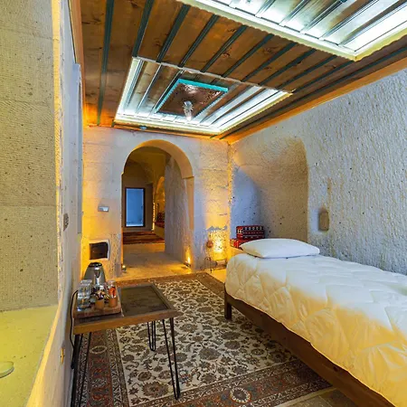 Tyana Cave House Apartment