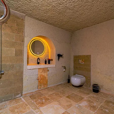 Tyana Cave House 아파트 *