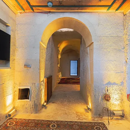 Tyana Cave House 아파트 Nar