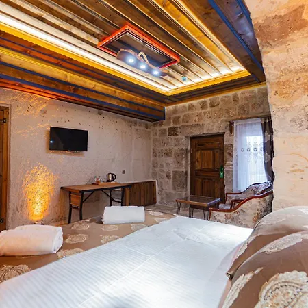 Tyana Cave House 아파트 *