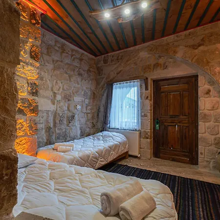 Tyana Cave House 아파트