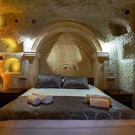 Tyana Cave House 아파트 Nar