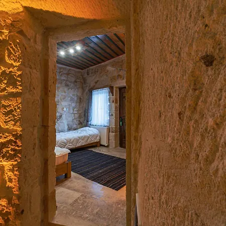 Apartament Tyana Cave House Nar