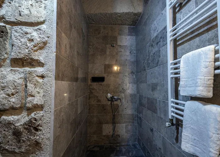 Tyana Cave House Apartment